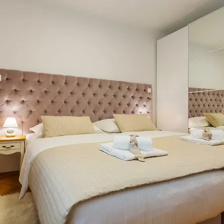 Valum Luxury Apartment