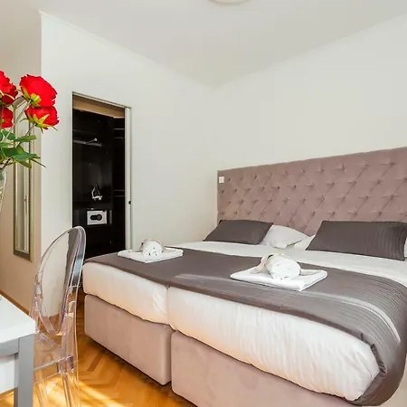 Valum Luxury Split